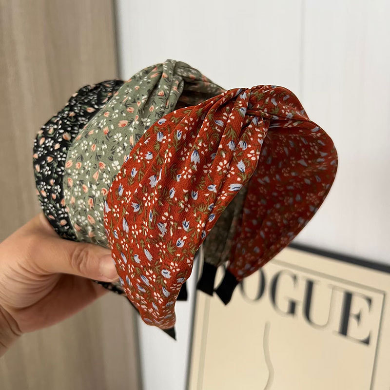 Travel Accessories Aesthetic - ที่คาดผมผ้าฝ้ายนุ่มลายดอกไม้เล็กๆ แบบบิดเกลียว ระบายอากาศได้ดี ที่คาดผมกว้าง ไม่ลื่นหลุด อุปกรณ์ตกแต่งผมสำหรับผู้หญิงและเด็กผู้หญิง