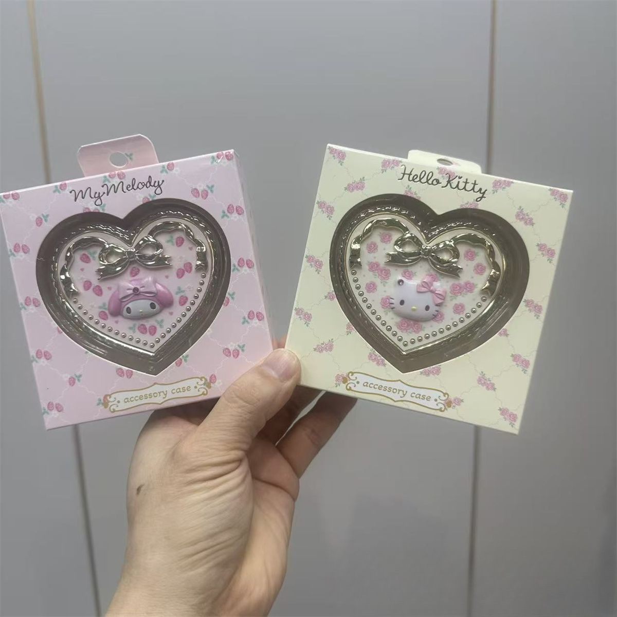 กระจกแต่งหน้าพกพาลายคิตตี้ซานร - Travel Accessories Jewelry บทวิจารณ์และราคา